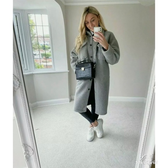 H&M 2020 SHEARLING TEDDY BEAR 🧸 SHACKET - Picture 2 of 16